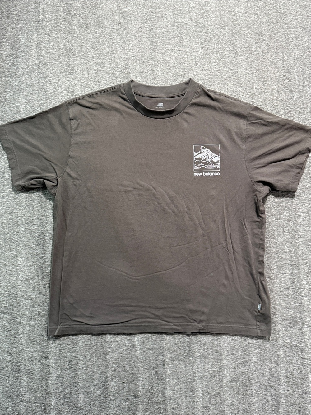 New Balance Charcoal Gray 9060 Graphic Short Sleeve Shirt Size 2XL